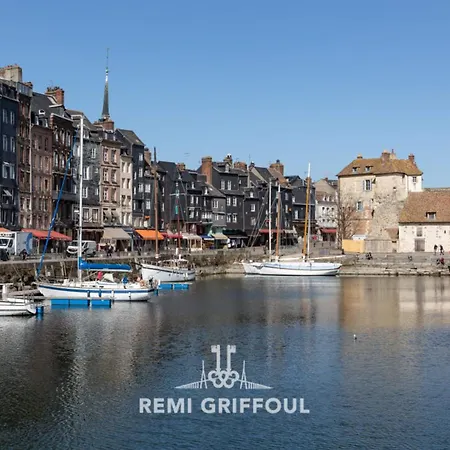 Gernez Historic Center 10 Guests