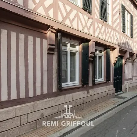 Vila Gernez Historic Center 10 Guests *