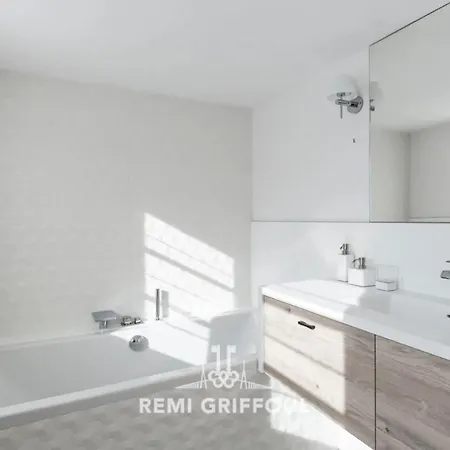 Vila Gernez Historic Center 10 Guests