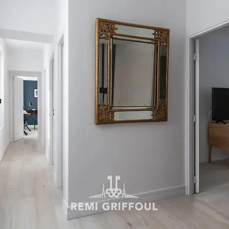 וילה Gernez Historic Center 10 Guests