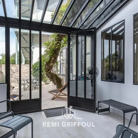 Gernez Historic Center 10 Guests וילה הונפלר