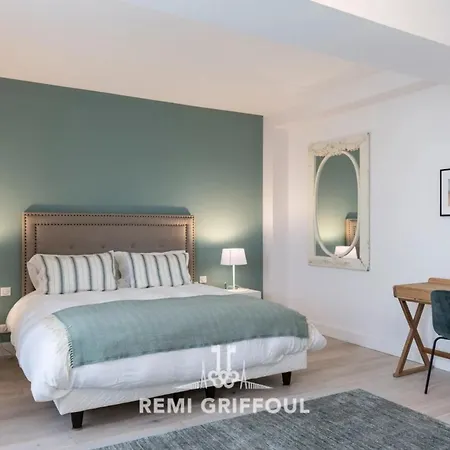 Gernez Historic Center 10 Guests הונפלר