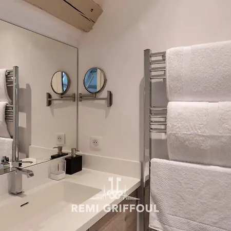 Gernez Historic Center 10 Guests וילה הונפלר