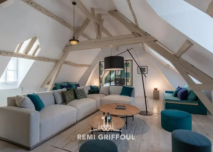 Gernez Historic Center 10 Guests